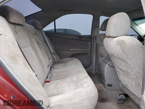 2004 Toyota Camry LE with VIN 4T1BE32K84U322888, listed as a Copart auction lot 82067495 with 240,338 mi miles and Clean title. Bid and sale history available at DreamBid. Image 10.