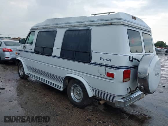 1995 Chevrolet Chevy Van с VIN 1GBEG25K1SF131482, выставлен на аукционе IAAI как лот 43065280 с пробегом 171 061 миль миль и . История ставок и продаж доступна на DreamBid. Изображение 3.