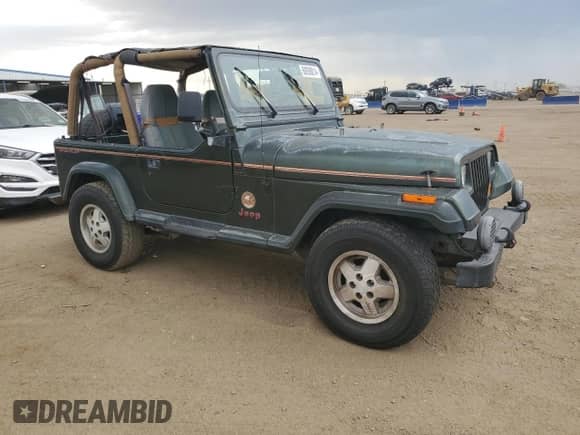 1995 Jeep Wrangler Sahara with VIN 1J4FY49S3SP264977, listed as a Copart auction lot 60938014 with 681 mi miles and Clean title. Bid and sale history available at DreamBid. Image 4.