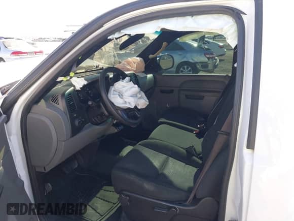 2012 GMC Sierra 1500 Work Truck z VIN 1GTN1TEX1CZ293272, wystawiony jako IAAI lot #41359749 z przebiegiem Nie podano mil oraz . Historia ofert i sprzedaży dostępna na DreamBid. Obrazek 5.