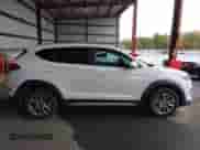 2017 Hyundai Tucson SE z VIN KM8J3CA46HU266668, wystawiony jako IAAI lot #43485409 z przebiegiem 132 509 mil mil oraz . Historia ofert i sprzedaży dostępna na DreamBid. Obrazek 13.