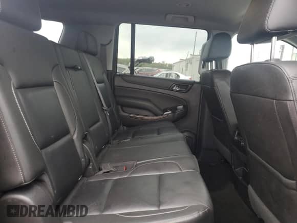 2018 Chevrolet Suburban LT z VIN 1GNSKHKC3JR132103, wystawiony jako Copart lot #71667315 z przebiegiem 219 934 mil mil oraz Czysty tytuł • Clean title. Historia ofert i sprzedaży dostępna na DreamBid. Obrazek 11.