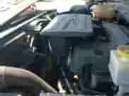 2019 Ram 1500 Big Horn z VIN 1C6RRFFG9KN799360, wystawiony jako IAAI lot #42813232 z przebiegiem 101 517 mil mil oraz . Historia ofert i sprzedaży dostępna na DreamBid. Obrazek 19.