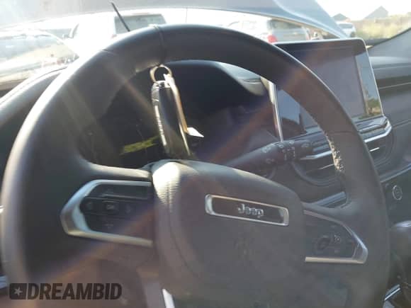 2022 Jeep Compass Latitude с VIN 3C4NJCBB1NT167500, выставлен на аукционе IAAI как лот 42709668 с пробегом 52 908 миль миль и . История ставок и продаж доступна на DreamBid. Изображение 11.