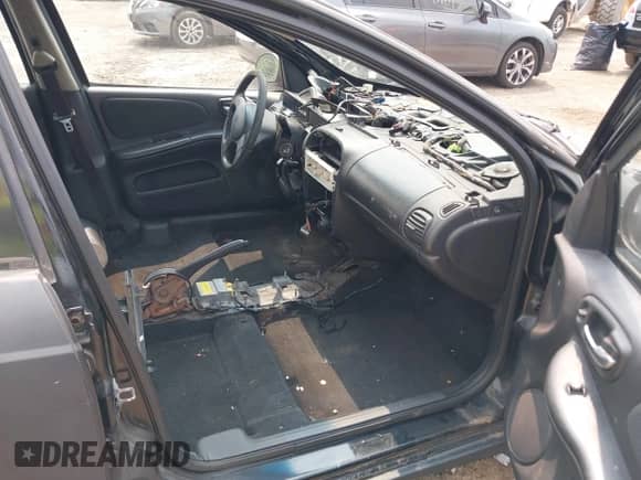 2004 Dodge Neon SRT-4 z VIN 1B3ES66S54D640894, wystawiony jako IAAI lot #42378738 z przebiegiem Nie podano mil oraz . Historia ofert i sprzedaży dostępna na DreamBid. Obrazek 5.