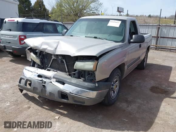 2005 Chevrolet Silverado 1500 Work Truck with VIN 1GCEC14X45Z106318, listed as a IAAI auction lot 41819033 with 153,997 mi miles and . Bid and sale history available at DreamBid. Image 2.