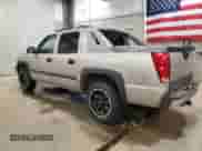 2004 Chevrolet Avalanche z VIN 3GNEK12T24G158555, wystawiony jako Copart lot #57819055 z przebiegiem 178 294 mil mil oraz Czysty tytuł • Clean title. Historia ofert i sprzedaży dostępna na DreamBid. Obrazek 2.