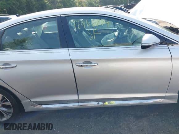 2015 Hyundai Sonata Limited с VIN 5NPE34AB4FH134591, выставлен на аукционе IAAI как лот 42466774 с пробегом 64 561 миль миль и . История ставок и продаж доступна на DreamBid. Изображение 12.