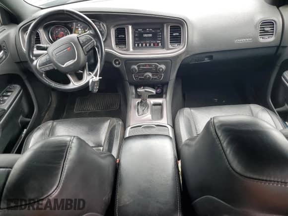 2019 Dodge Charger SXT with VIN 2C3CDXBG2KH725039, listed as a Copart auction lot 66276115 with 165,886 mi miles and Salvage title. Bid and sale history available at DreamBid. Image 8.