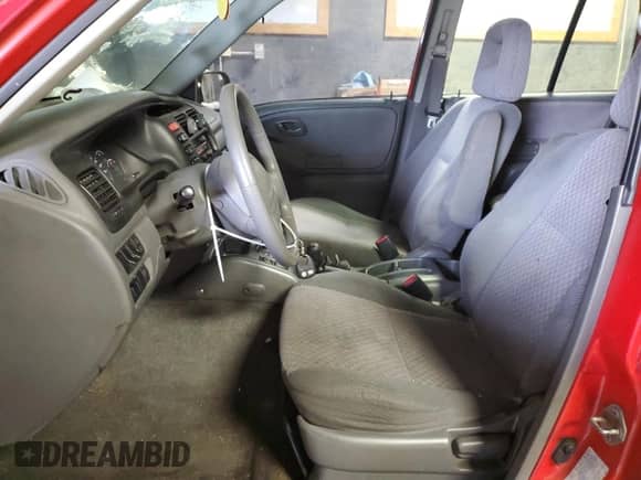 2002 Chevrolet Tracker с VIN 2CNBJ13C626954615, выставлен на аукционе Copart как лот 88524715 с пробегом 196 310 миль миль и Списание • Salvage title. История ставок и продаж доступна на DreamBid. Изображение 7.