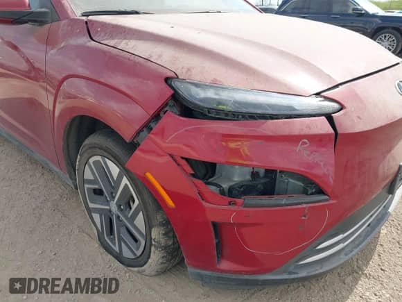 2023 Hyundai Kona SE z VIN KM8K23AG9PU193585, wystawiony jako IAAI lot #43518385 z przebiegiem 70 405 mil mil oraz . Historia ofert i sprzedaży dostępna na DreamBid. Obrazek 6.