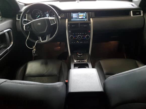 2018 Land Rover Discovery Sport SE with VIN SALCP2RXXJH745032, listed as a Copart auction lot 69765895 with 34,197 mi miles and Salvage title. Bid and sale history available at DreamBid. Image 8.