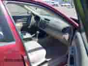 2003 Toyota Camry XLE z VIN 4T1BE30K93U233865, wystawiony jako IAAI lot #42962850 z przebiegiem 142 802 mil mil oraz . Historia ofert i sprzedaży dostępna na DreamBid. Obrazek 5.