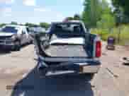 2009 Chevrolet Silverado 3500HD с VIN 1GCHC83K69F118800, выставлен на аукционе IAAI как лот 42858401 с пробегом 275 265 миль миль и . История ставок и продаж доступна на DreamBid. Изображение 17.