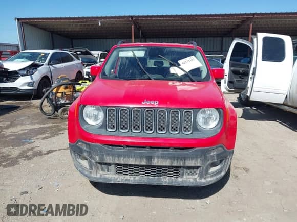 2017 Jeep Renegade Latitude с VIN ZACCJABB9HPG01993, выставлен на аукционе IAAI как лот 42271107 с пробегом Не указан миль и . История ставок и продаж доступна на DreamBid. Изображение 11.