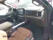 2022 Ford F-150 XL z VIN 1FTEW1C59NFB14004, wystawiony jako IAAI lot #42964825 z przebiegiem 77 984 mil mil oraz . Historia ofert i sprzedaży dostępna na DreamBid. Obrazek 5.