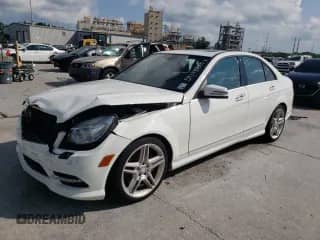 2011 Mercedes-Benz C 350 Sport с VIN WDDGF5GB0BR151751, выставлен на аукционе Copart как лот 59799975 с пробегом 108 805 миль миль и Списание • Salvage title. История ставок и продаж доступна на DreamBid. Изображение 1.