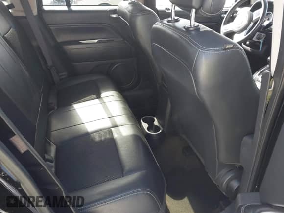 2017 Jeep Compass Latitude with VIN 1C4NJCEA9HD147461, listed as a IAAI auction lot 43341298 with 201,560 mi miles and . Bid and sale history available at DreamBid. Image 8.