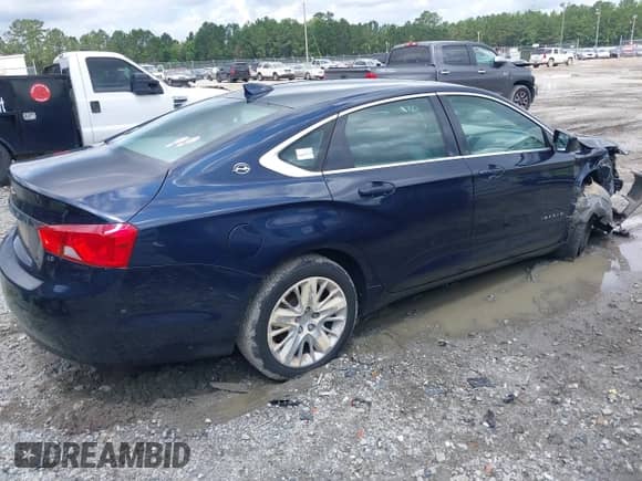 2015 Chevrolet Impala LS with VIN 2G11X5SL0F9214868, listed as a IAAI auction lot 42417164 with 135,321 mi miles and . Bid and sale history available at DreamBid. Image 4.