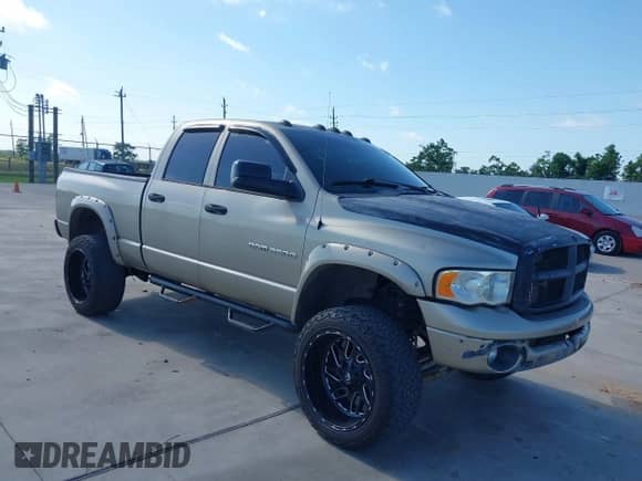 2004 Dodge 2500 SLT with VIN 3D7KU28C04G282803, listed as a IAAI auction lot 42263923 with 222,403 mi miles and . Bid and sale history available at DreamBid. Image 1.