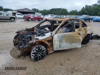 2013 Mercedes-Benz C 300 Luxury z VIN WDDGF8AB4DA834743, wystawiony jako Copart lot #65272025 z przebiegiem Nie podano mil oraz Szkoda całkowita • Salvage title. Historia ofert i sprzedaży dostępna na DreamBid. Obrazek 1.