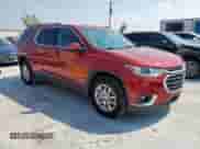 2021 Chevrolet Traverse LT Cloth z VIN 1GNERGKW3MJ179678, wystawiony jako Copart lot #81684605 z przebiegiem 62 479 mil mil oraz Szkoda całkowita • Salvage title. Historia ofert i sprzedaży dostępna na DreamBid. Obrazek 4.