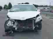 2014 Toyota Sienna XLE с VIN 5TDYK3DC7ES505251, выставлен на аукционе IAAI как лот 42886133 с пробегом 173 427 миль миль и . История ставок и продаж доступна на DreamBid. Изображение 12.