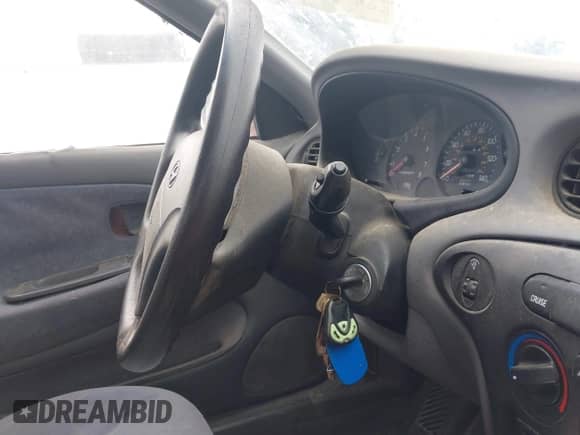 2000 Hyundai Elantra GLS z VIN KMHJF35F0YU011436, wystawiony jako IAAI lot #43550447 z przebiegiem Nie podano mil oraz . Historia ofert i sprzedaży dostępna na DreamBid. Obrazek 11.