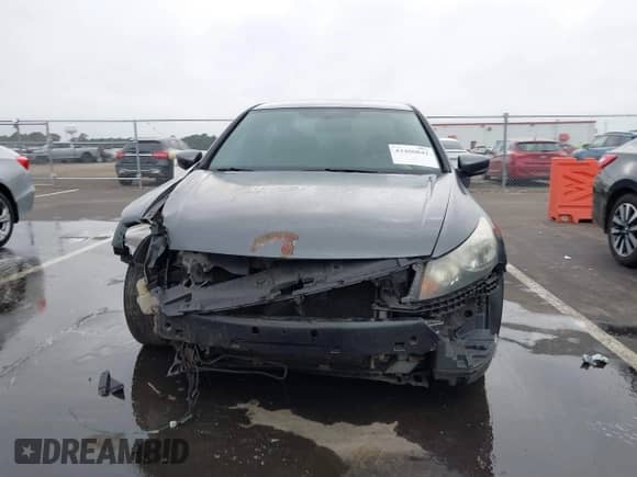 2012 Honda Accord LX z VIN 1HGCP2F31CA169658, wystawiony jako IAAI lot #43400841 z przebiegiem 284 569 mil mil oraz . Historia ofert i sprzedaży dostępna na DreamBid. Obrazek 12.