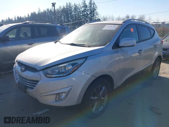 2015 Hyundai Tucson SE с VIN KM8JUCAGXFU022073, выставлен на аукционе IAAI как лот 41436792 с пробегом 316 265 миль миль и . История ставок и продаж доступна на DreamBid. Изображение 2.