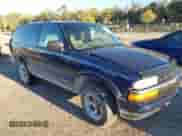 2002 Chevrolet Blazer LS с VIN 1GNCS18W12K127425, выставлен на аукционе IAAI как лот 41823290 с пробегом 182 949 миль миль и . История ставок и продаж доступна на DreamBid. Изображение 1.
