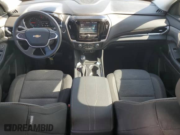 2019 Chevrolet Traverse LS с VIN 1GNERFKW1KJ255227, выставлен на аукционе Copart как лот 68291525 с пробегом 33 543 миль миль и Списание • Salvage title. История ставок и продаж доступна на DreamBid. Изображение 8.