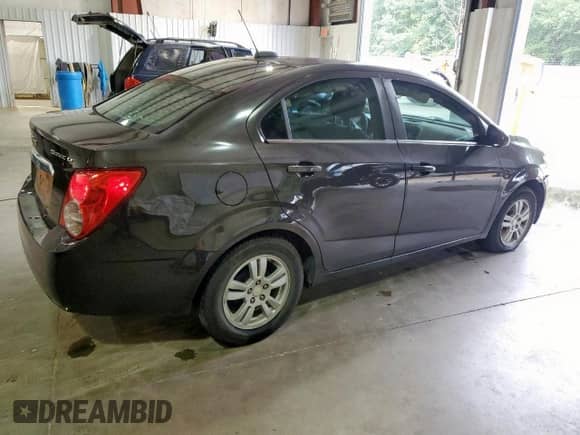 2016 Chevrolet Sonic LT с VIN 1G1JC5SH0G4120842, выставлен на аукционе Copart как лот 69886175 с пробегом 100 370 миль миль и Списание • Salvage title. История ставок и продаж доступна на DreamBid. Изображение 3.
