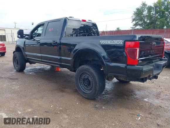 2021 Ford F-250 XL z VIN 1FT7W2BN6MEC88276, wystawiony jako IAAI lot #43293359 z przebiegiem Nie podano mil oraz . Historia ofert i sprzedaży dostępna na DreamBid. Obrazek 3.