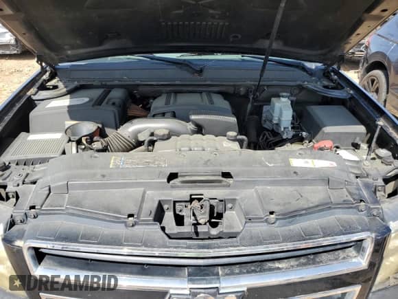 2008 Chevrolet Tahoe z VIN 1GNFK13588R277365, wystawiony jako Copart lot #50990965 z przebiegiem 193 299 mil mil oraz Szkoda całkowita • Salvage title. Historia ofert i sprzedaży dostępna na DreamBid. Obrazek 12.