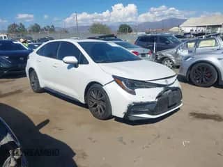 2021 Toyota Corolla XSE с VIN 5YFT4MCE0MP057746, выставлен на аукционе IAAI как лот 43243335 с пробегом 50 112 миль миль и . История ставок и продаж доступна на DreamBid. Изображение 1.