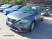 2019 Nissan Sentra SV z VIN 3N1AB7AP9KY321212, wystawiony jako IAAI lot #43487698 z przebiegiem 186 743 mil mil oraz . Historia ofert i sprzedaży dostępna na DreamBid. Obrazek 2.