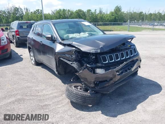 2021 Jeep Compass Altitude with VIN 3C4NJCBB6MT509974, listed as a IAAI auction lot 42541870 with 16,082 mi miles and . Bid and sale history available at DreamBid. Image 1.