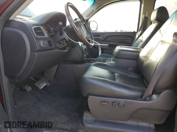 2013 GMC Sierra 1500 Denali with VIN 3GTP1XE26DG291720, listed as a Copart auction lot 86026014 with 163,952 mi miles and Salvage title. Bid and sale history available at DreamBid. Image 7.