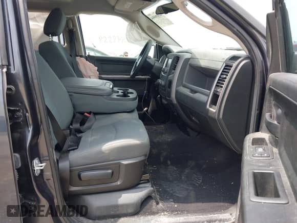 2018 Ram 1500 Express с VIN 1C6RR7FT2JS198665, выставлен на аукционе IAAI как лот 42498884 с пробегом 46 595 миль миль и . История ставок и продаж доступна на DreamBid. Изображение 5.