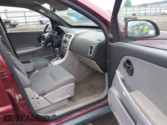 2008 Chevrolet Equinox LT с VIN 2CNDL33F386323631, выставлен на аукционе IAAI как лот 43363724 с пробегом 185 769 миль миль и . История ставок и продаж доступна на DreamBid. Изображение 5.