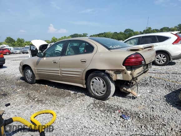 2002 Pontiac Grand Am SE1 with VIN 1G2NF52F02C303045, listed as a Copart auction lot 65988555 with 205,999 mi miles and Salvage title. Bid and sale history available at DreamBid. Image 2.