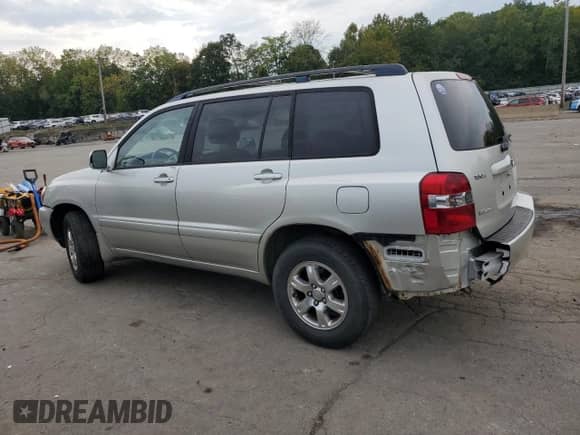 2005 Toyota Highlander with VIN JTEEP21A350086850, listed as a Copart auction lot 83964025 with 111,308 mi miles and Clean title. Bid and sale history available at DreamBid. Image 2.