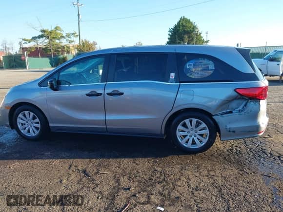 2022 Honda Odyssey LX с VIN 5FNRL6H29NB009151, выставлен на аукционе IAAI как лот 43409040 с пробегом 51 811 миль миль и . История ставок и продаж доступна на DreamBid. Изображение 14.