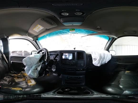 2002 Chevrolet Silverado 1500 LS with VIN 2GCEC19T221427915, listed as a IAAI auction lot 43143055 with Not provided miles and . Bid and sale history available at DreamBid. Image 18.