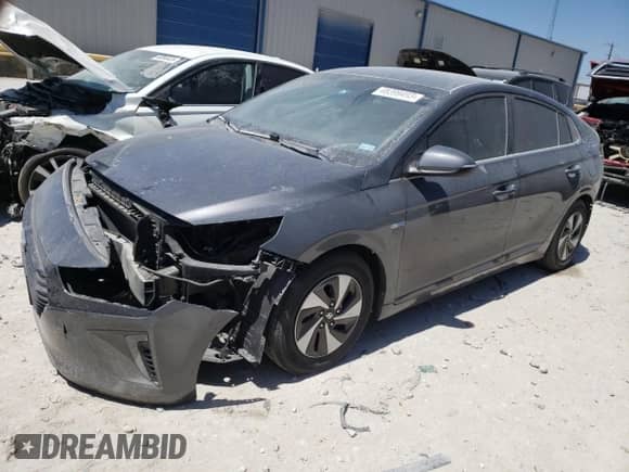 2018 Hyundai Ioniq SEL с VIN KMHC75LC2JU103924, выставлен на аукционе Copart как лот 48399493 с пробегом 72 295 миль миль и . История ставок и продаж доступна на DreamBid. Изображение 1.