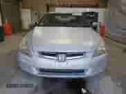 2004 Honda Accord LX z VIN 1HGCM56384A125846, wystawiony jako Copart lot #56747185 z przebiegiem 254 541 mil mil oraz Czysty tytuł • Clean title. Historia ofert i sprzedaży dostępna na DreamBid. Obrazek 5.