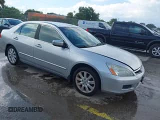 2007 Honda Accord LX SE z VIN 1HGCM66417A011447, wystawiony jako IAAI lot #43024959 z przebiegiem 219 540 mil mil oraz . Historia ofert i sprzedaży dostępna na DreamBid. Obrazek 1.