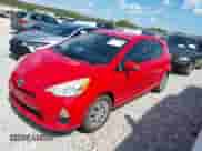 2013 Toyota Prius One z VIN JTDKDTB31D1540866, wystawiony jako IAAI lot #43276982 z przebiegiem 121 445 mil mil oraz . Historia ofert i sprzedaży dostępna na DreamBid. Obrazek 6.