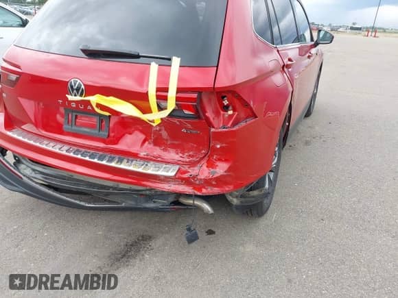 2024 Volkswagen Tiguan SE с VIN 3VVMB7AX0RM022107, выставлен на аукционе IAAI как лот 43277077 с пробегом 17 889 миль миль и . История ставок и продаж доступна на DreamBid. Изображение 6.